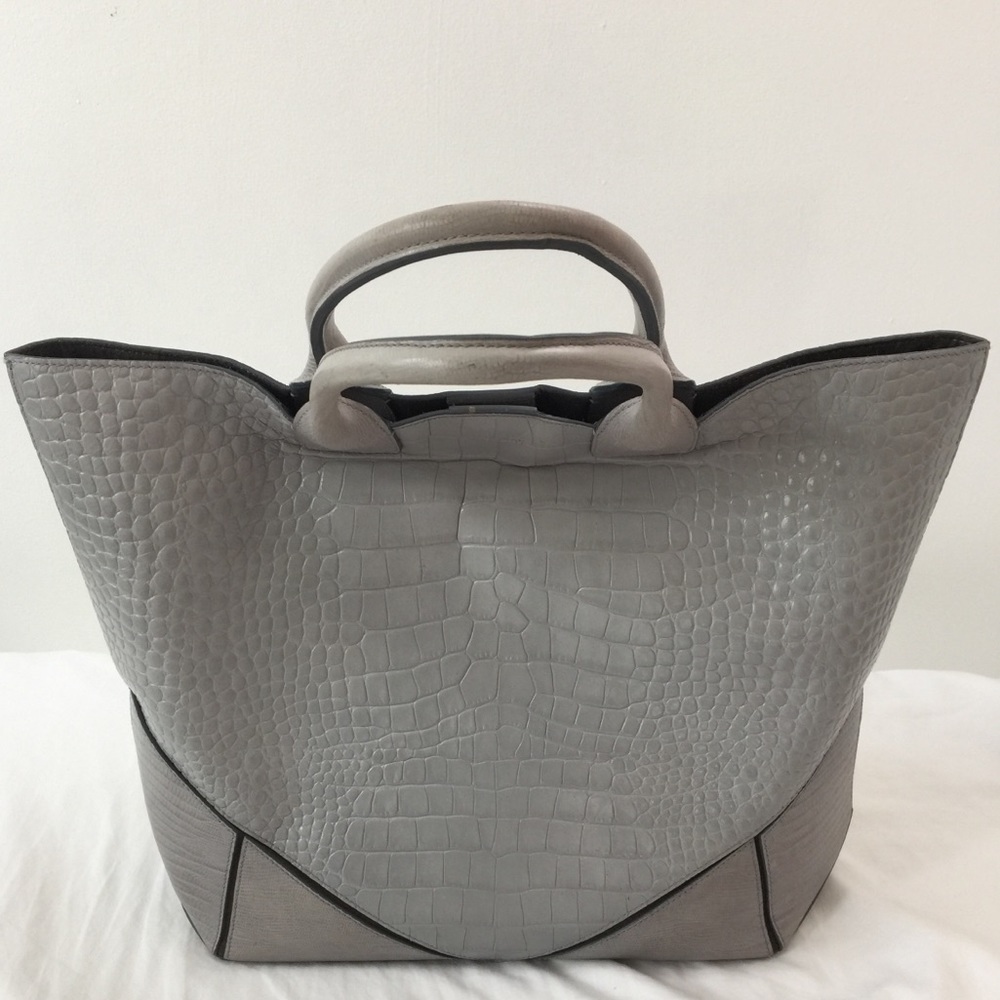 Givenchy Medium Easy tote